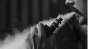 Selon une étude, les cigarettes électroniques sont moins toxiques pour les utilisateurs que les cigarettes